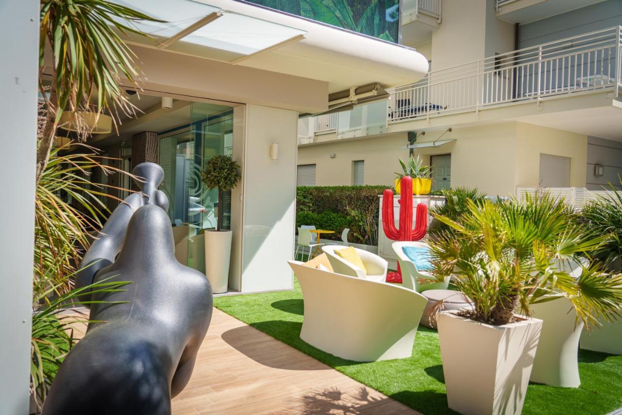 Design Hotel Astra B&B Misano Adriatico Exteriér fotografie