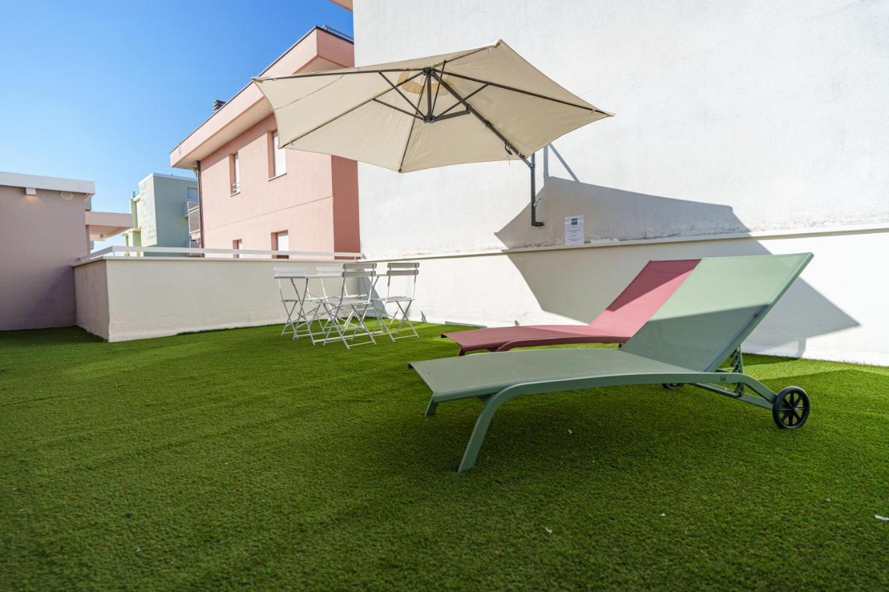 Design Hotel Astra B&B Misano Adriatico Exteriér fotografie
